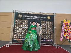 국제대회 고경륜교수님과 인증.jpg