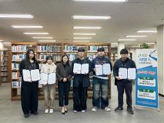 글쓰는 서영인.jpg